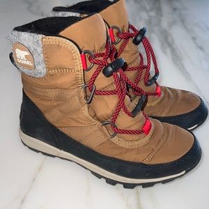Sorel youth Whitney short lace